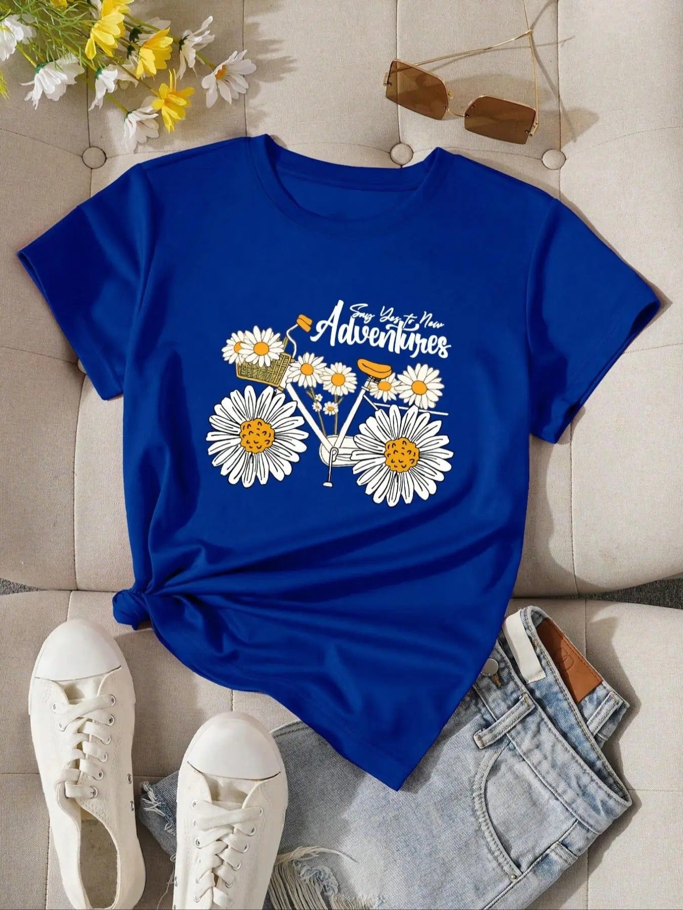 Women's Floral & Letter Print Round Neck Tee, Fashion Casual Short Sleeve T-shirt for Daily Wear, Ladies Clothes for...