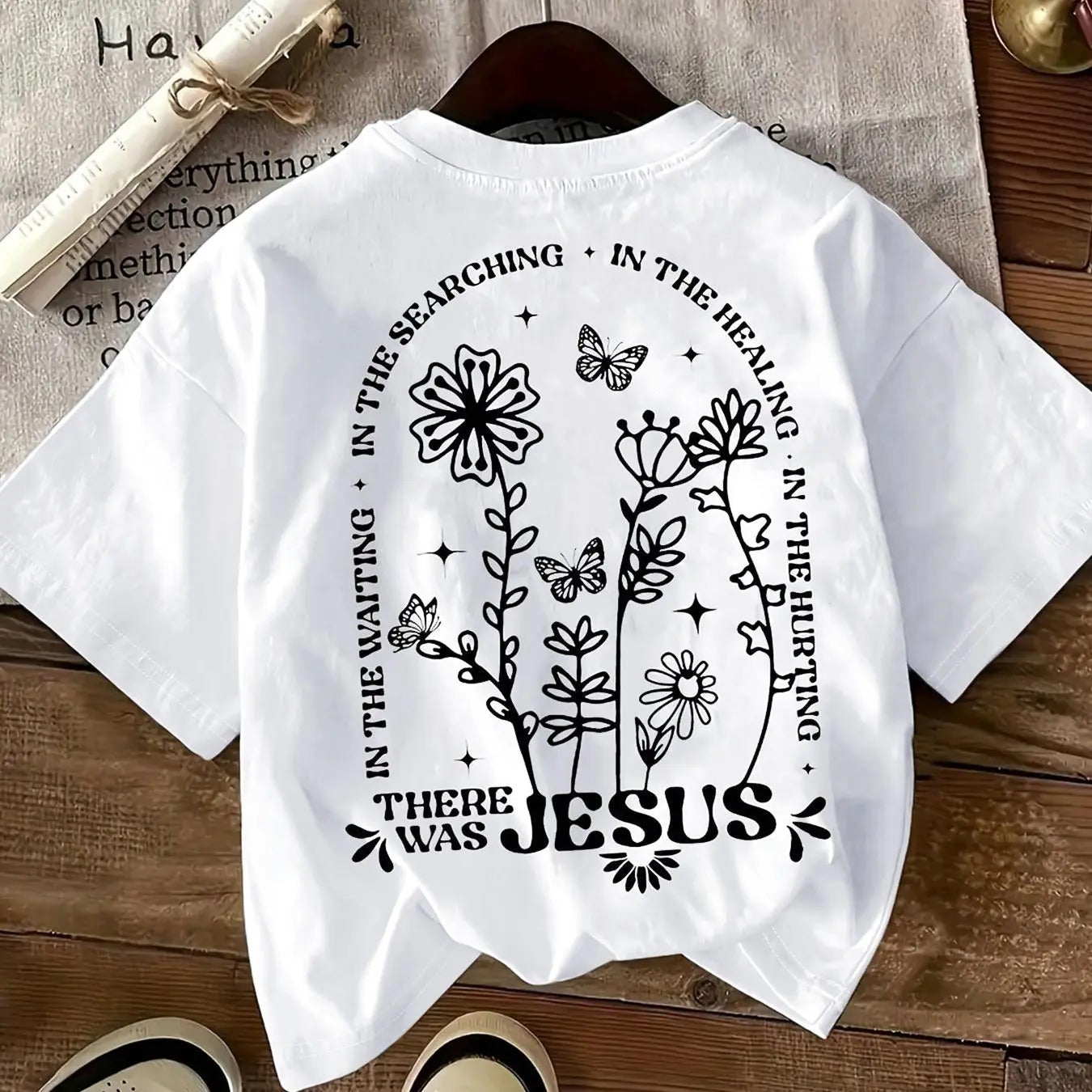 Women's Floral & Letter Print Round Neck Tee, Vintage Trendy Casual Short Sleeve T-shirt for Daily Wear, Ladies Summer...