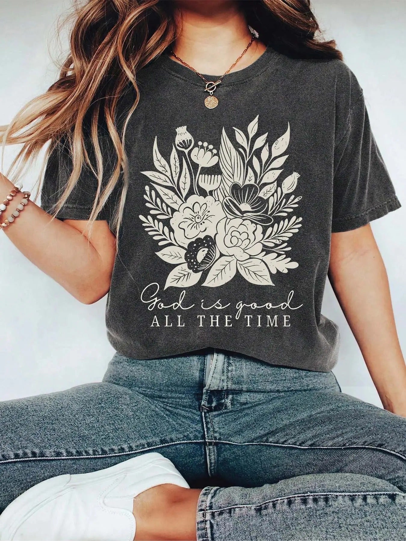 Women's Floral Print Round Neck Graphic Tee, Vintage Trendy Casual Short Sleeve T-shirt for Daily Wear, Ladies All...