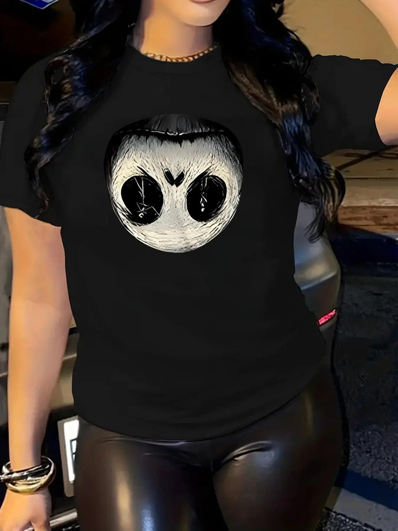 Women's Halloween Cartoon Skull Print Round Neck Tee, Fashion Casual Short Sleeve T-shirt for Daily Wear, Ladies Clothes...