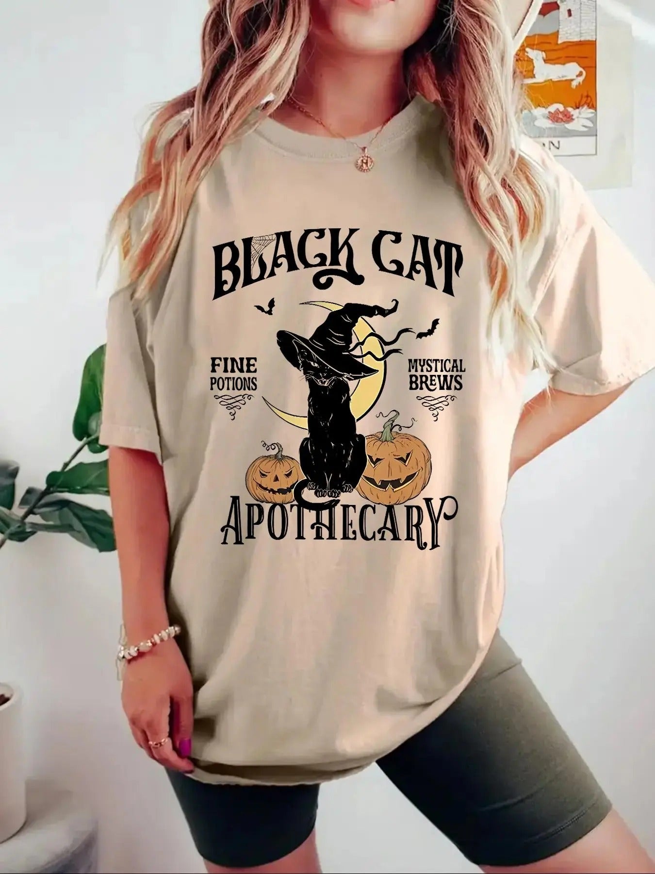 Women's Halloween Themed Black Cat Graphic Print Round Neck Tee, Fashion Casual Drop Shoulder Half Sleeve T-shirt, Ladies...