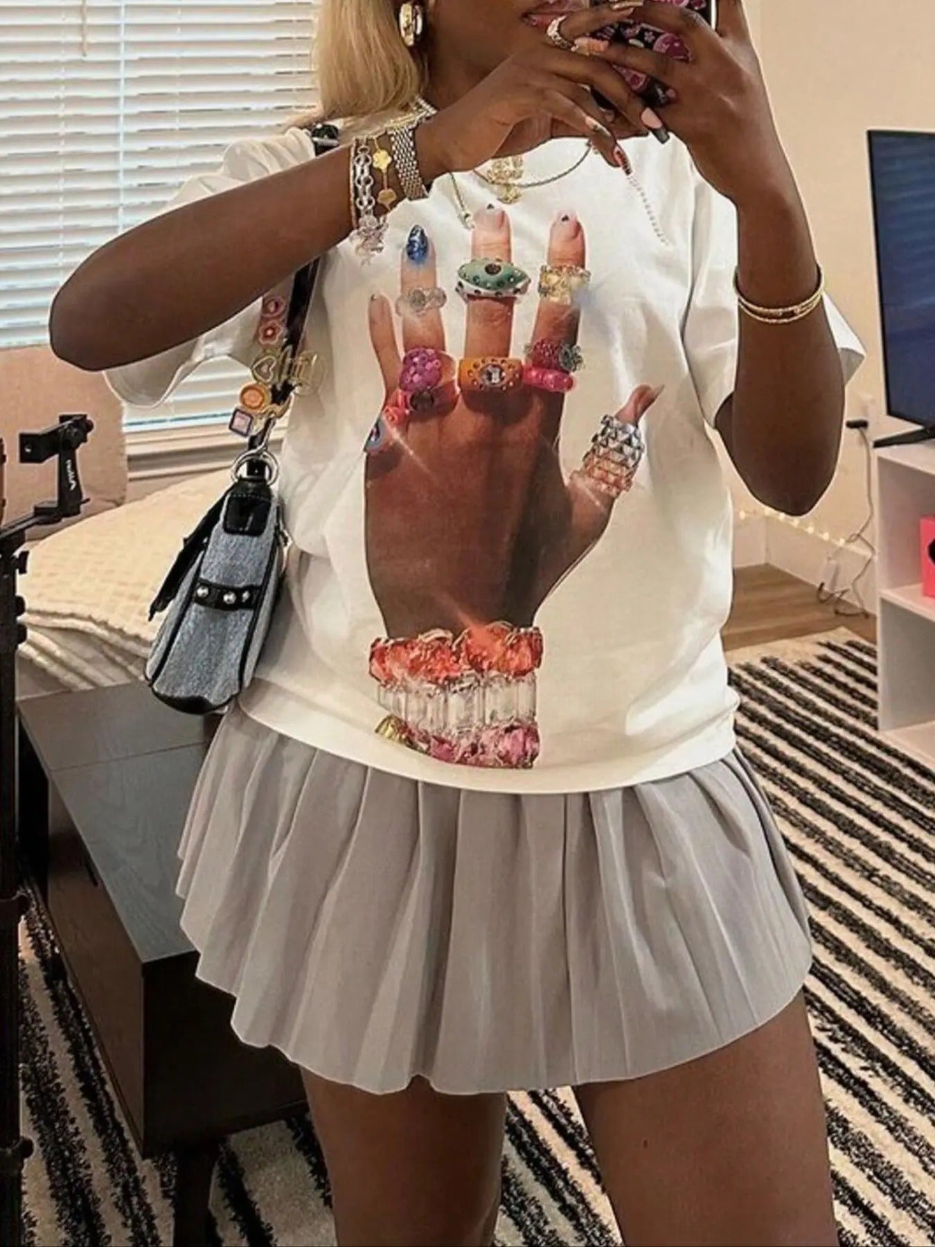 Women's Hand Graphic Drop Shoulder Tee, Fashion Casual Crew Neck T-shirt for Daily Holiday Vacation Outdoor Wear, Ladies...