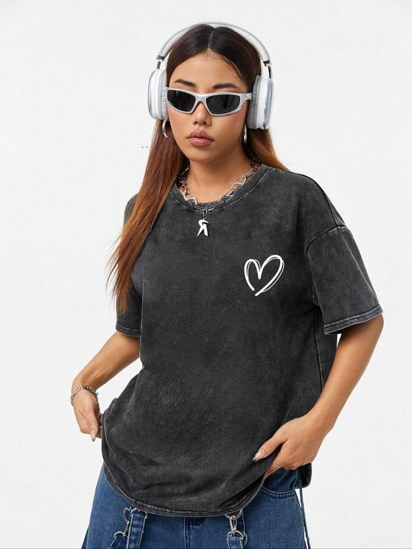 Women's Heart Print Distressed Short Sleeve Tee, Vintage Trendy Casual T-shirt for Daily Wear, Ladies Summer, Top Hoodie,...