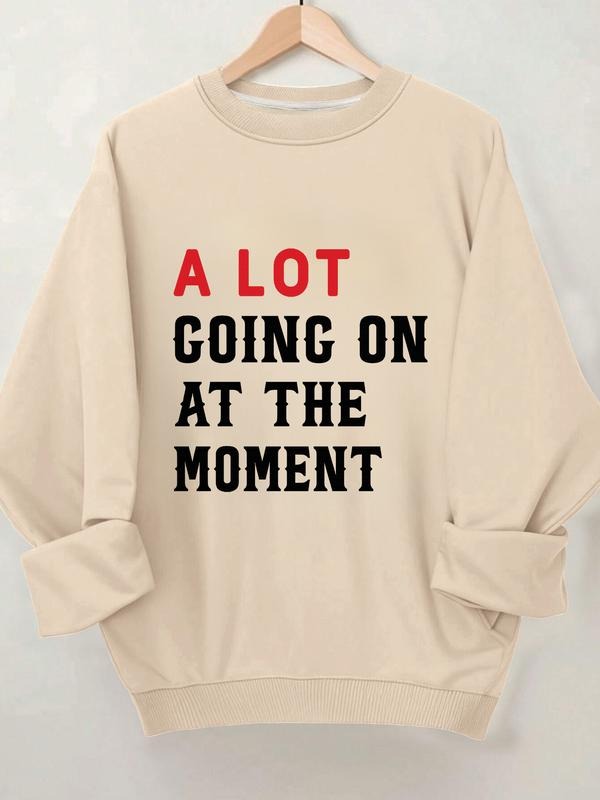 Women's Highland Cow Print Casual Sweatshirt, Fitted Round Neck Long Sleeve Top for Fall & Winter, Perfect Gift for Her...