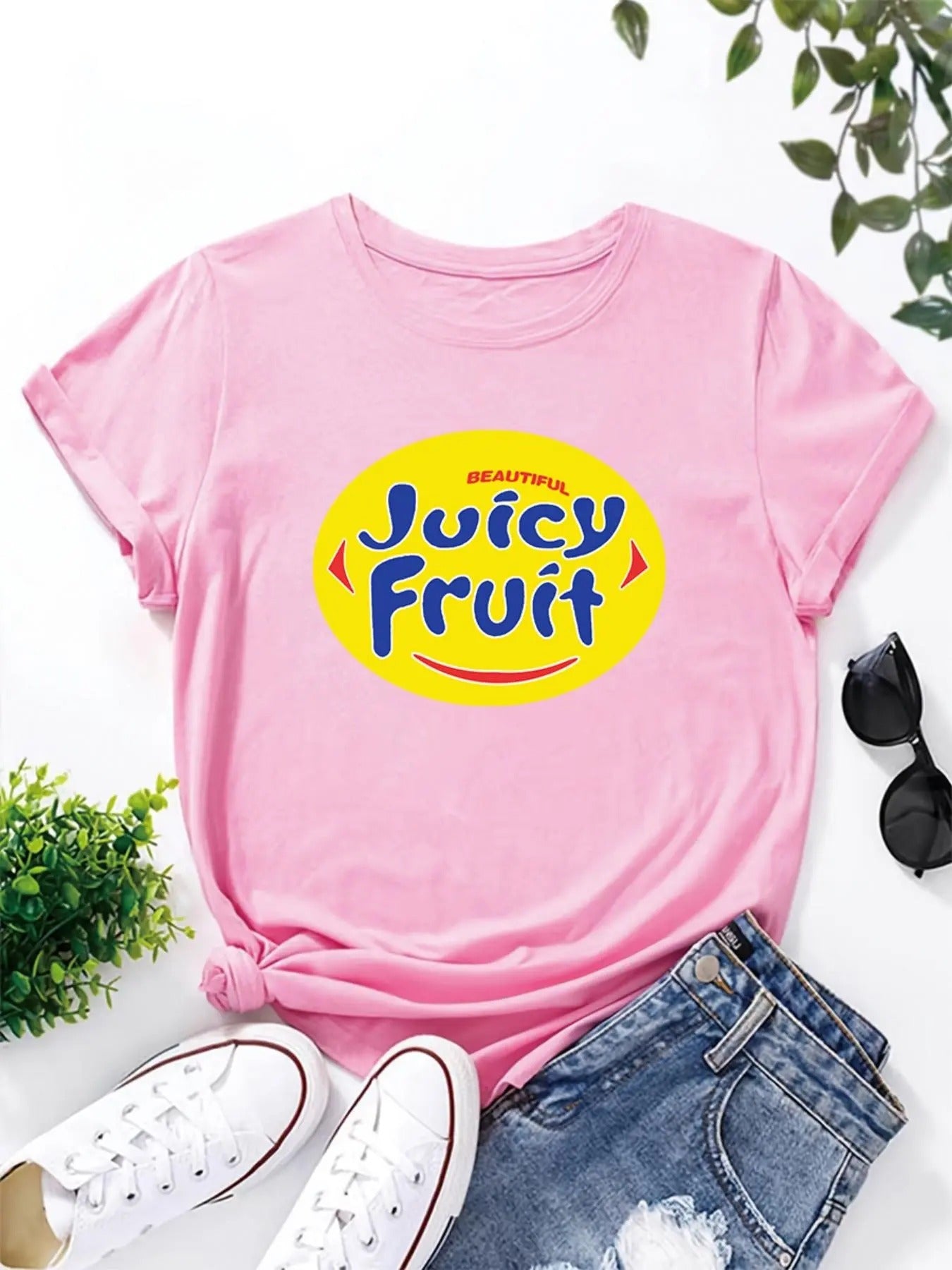 Women's Juicy Fruit Letter Print Round Neck Graphic Tee, Vintage Trendy Casual Short Sleeve T-shirt for Daily Wear,...