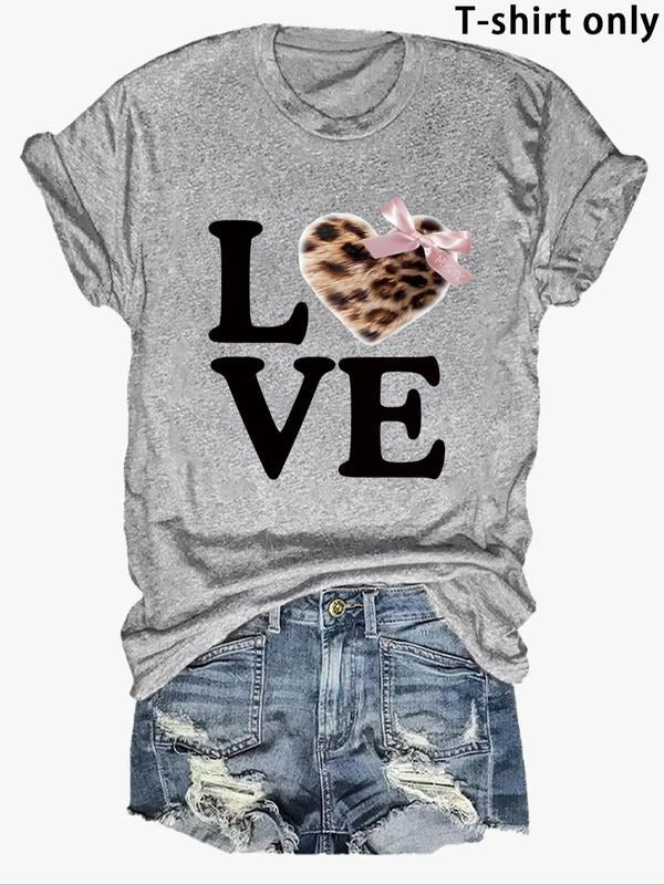 Women's Leopard Heart & Letter Print Round Neck Tee, Casual Short Sleeve Crew Neck T-shirt for Summer, Fashion Women's...
