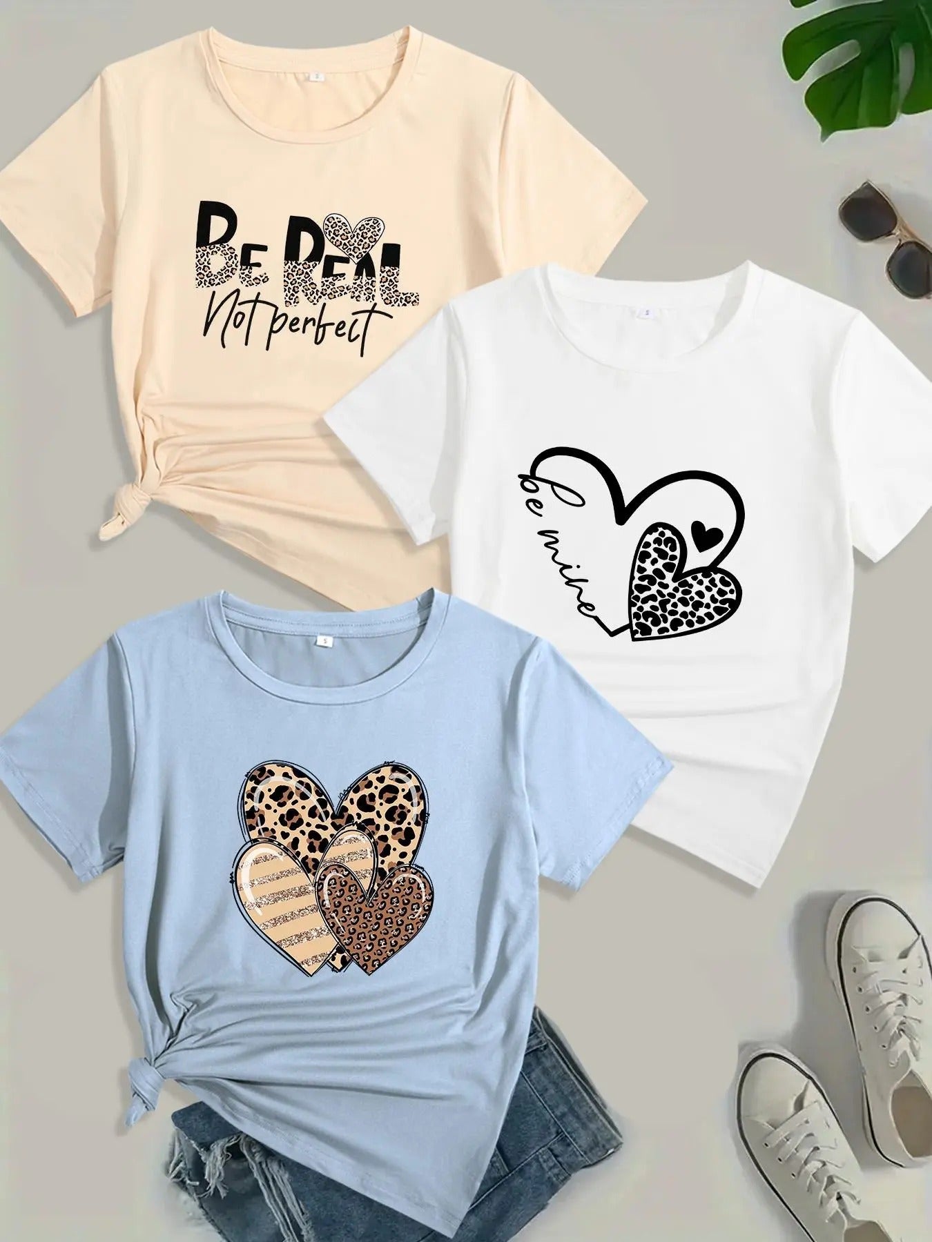 Women's Leopard Heart Print Round Neck Tee, Casual Short Sleeve Crew Neck T-shirt for Daily Wear, Ladies Clothes for All...