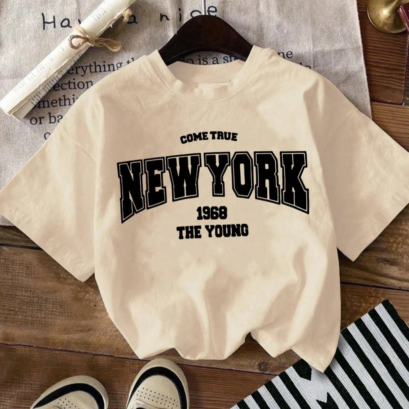 Women's Letter & Figure Print Drop Shoulder Tee, Casual Short Sleeve Round Neck T-shirt for Daily Wear, Women Clothing...