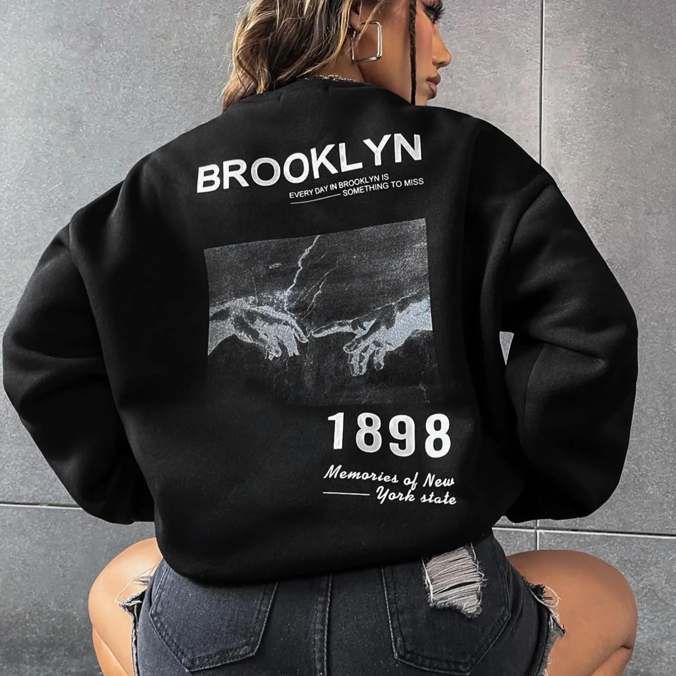 Women's Letter & Hand Print Drop Shoulder Sweatshirt, Casual Long Sleeve Round Neck Pullover for Fall & Winter, Women's...