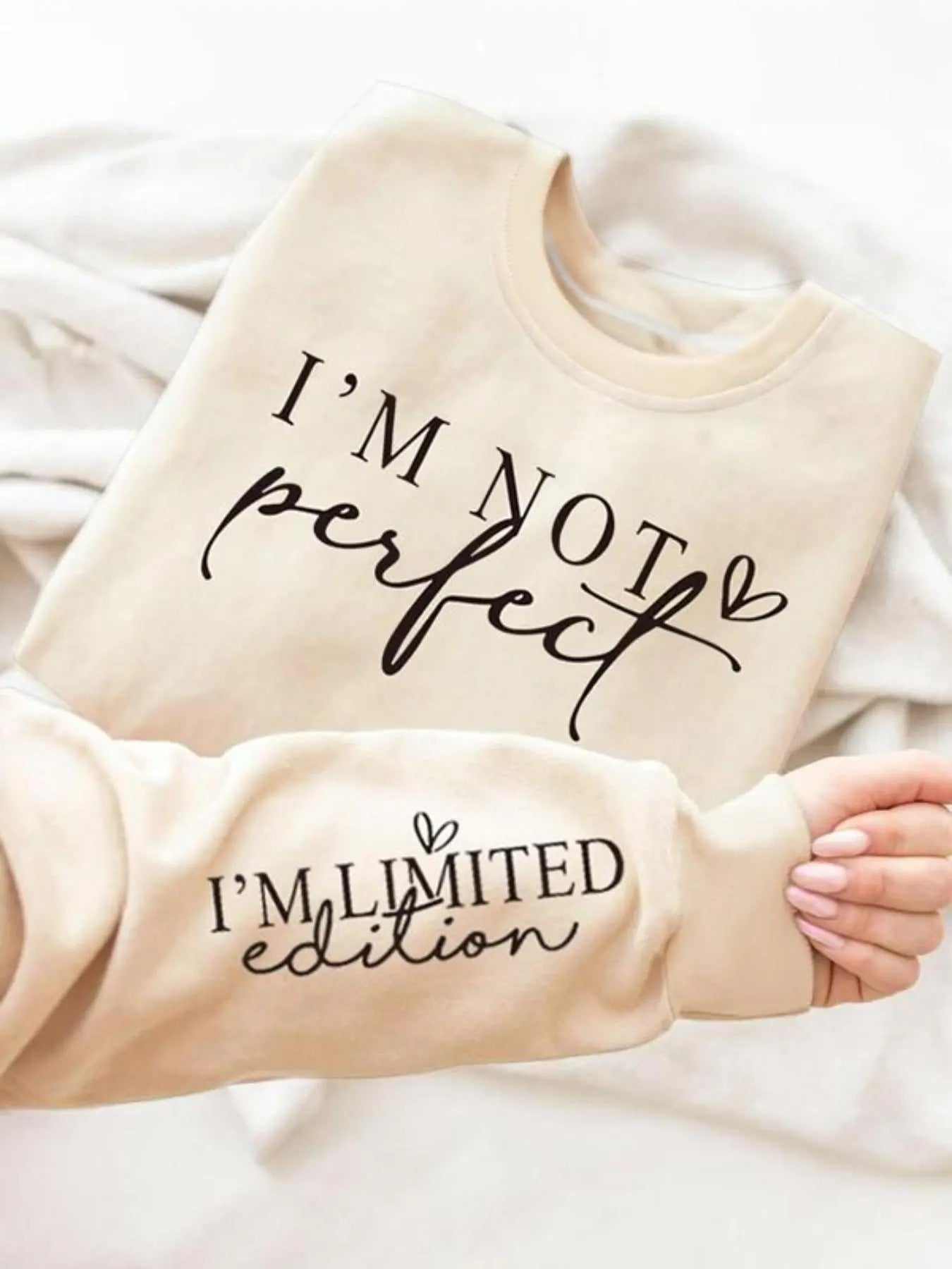 Women's Letter & Heart Print Round Neck Sweatshirt, Casual Long Sleeve Crew Neck Pullover for Spring & Fall, Fashion...