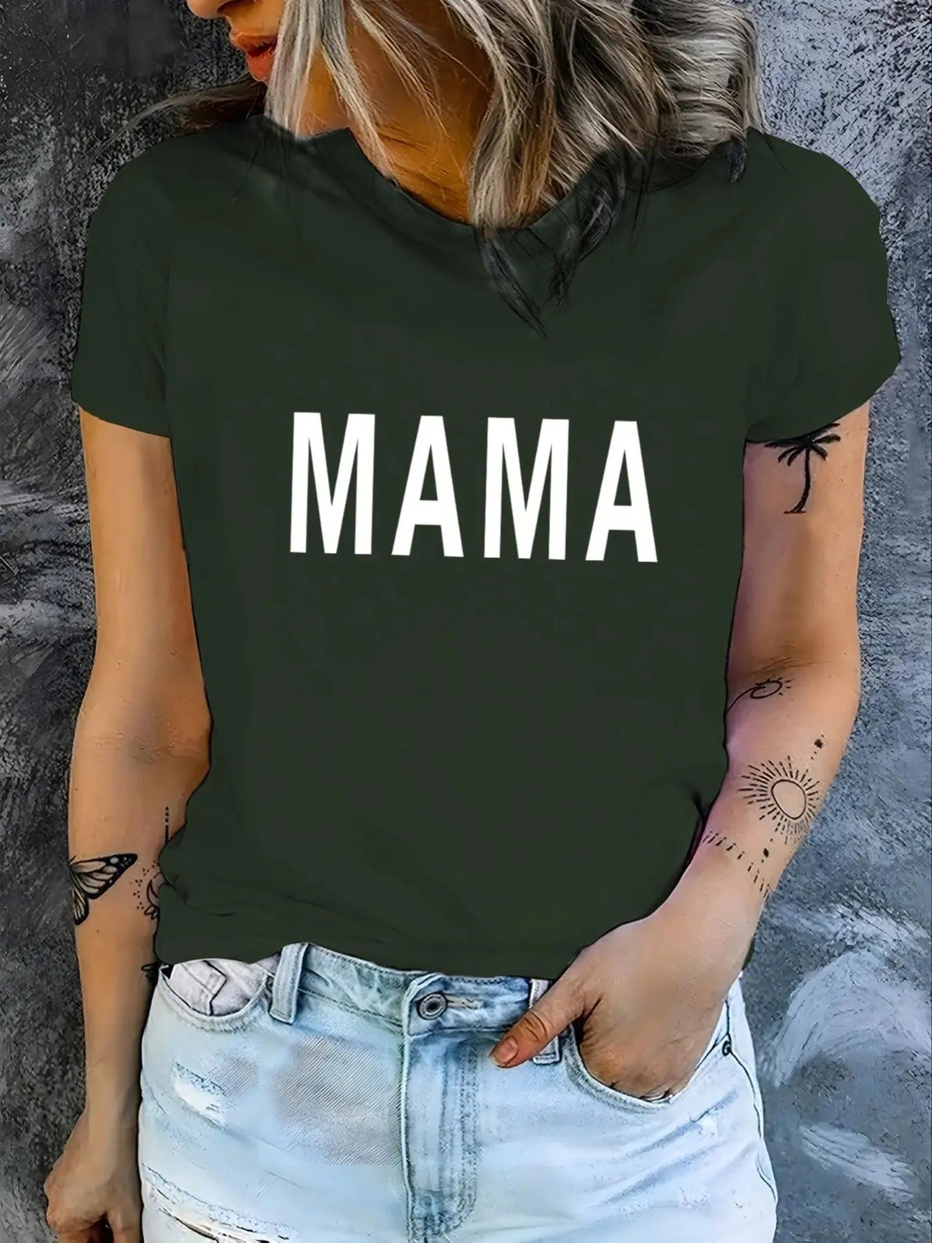 Women's Letter Print Round Neck Tee, Casual Short Sleeve Crew Neck T-shirt for Daily Wear, Ladies Clothes for All Seasons...