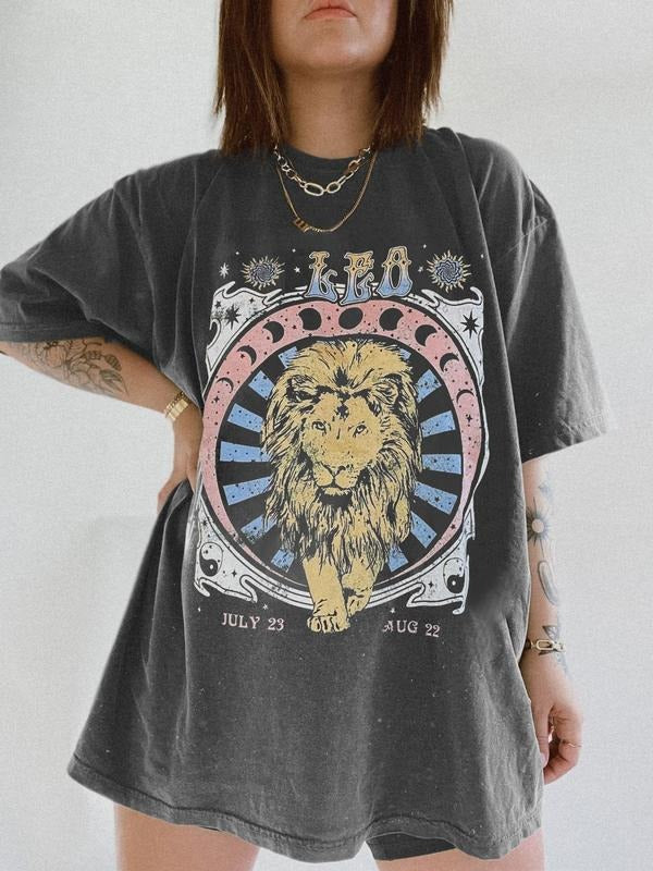 Women's Lion & Figure Print Round Neck Tee, Casual Short Sleeve Crew Neck T-shirt for Summer, Fashion Women's Top for...