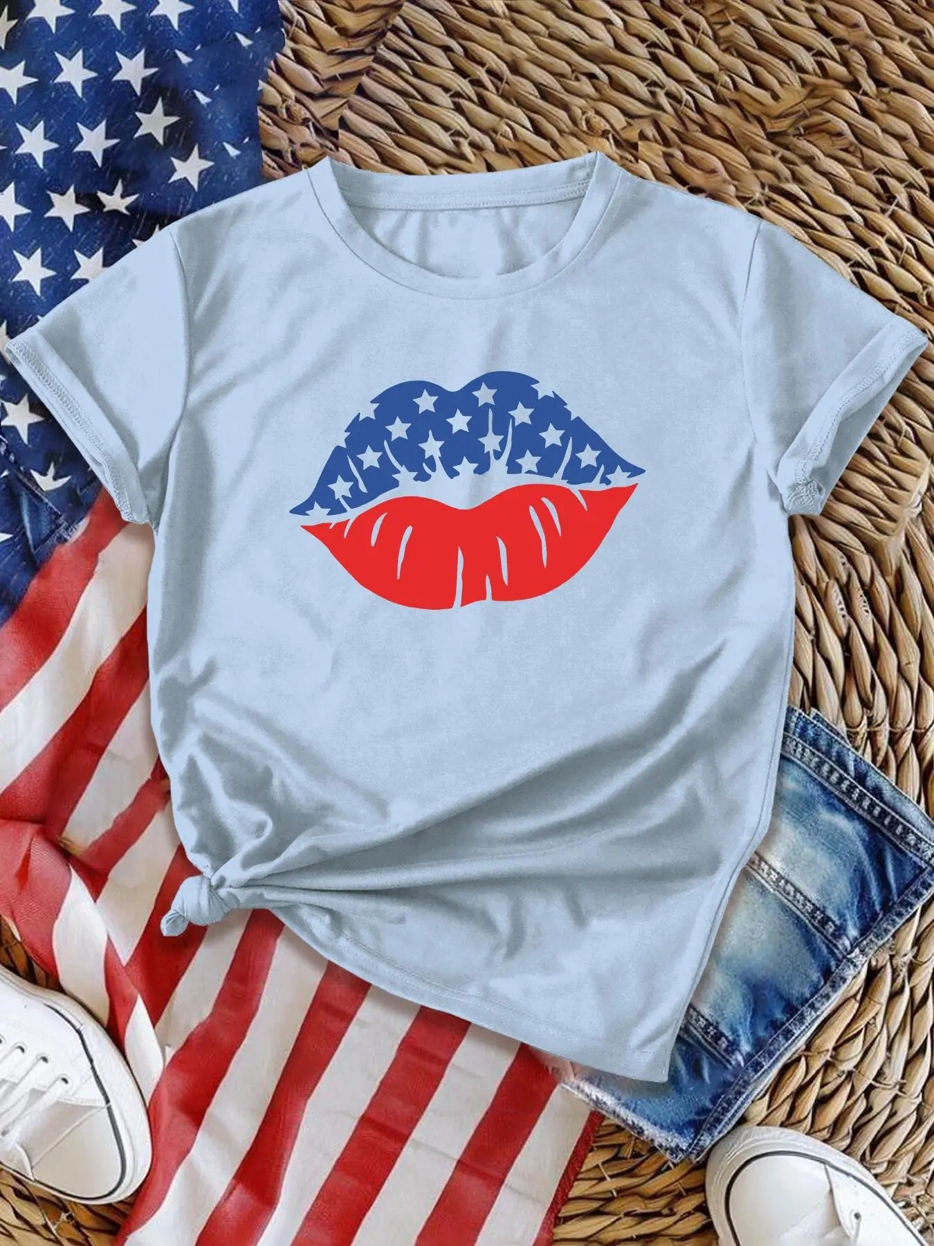 Women's Lip Print Round Neck Tee, Fashion Casual short sleeve T-Shirt for Daily Holiday Vacation Outdoor Wear, Ladies...