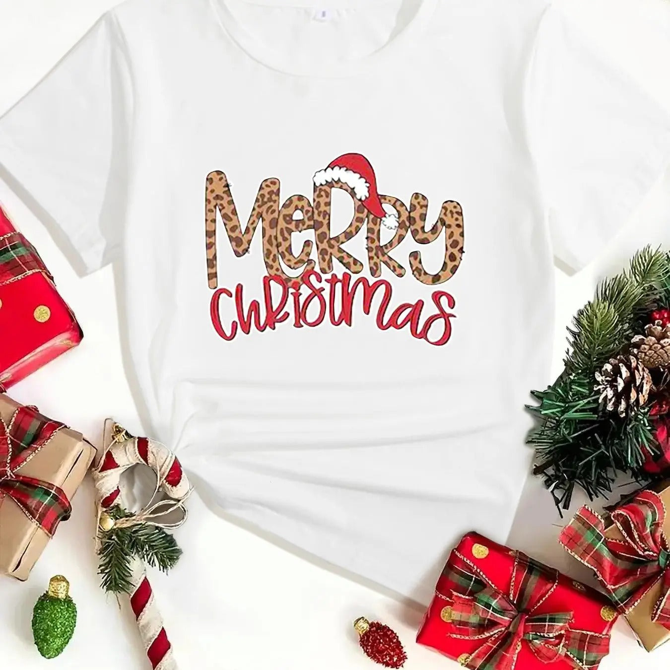 Women's Merry Christmas Print Round Neck Tee, Casual Short Sleeve Crew Neck T-shirt for Daily Holiday Vacation Outdoor...