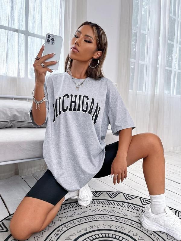 Women's Michigan Letter Print Round Neck Tee, Casual Loose Short Sleeve Crew Neck T-shirt for Summer, Fashion Women's Top...