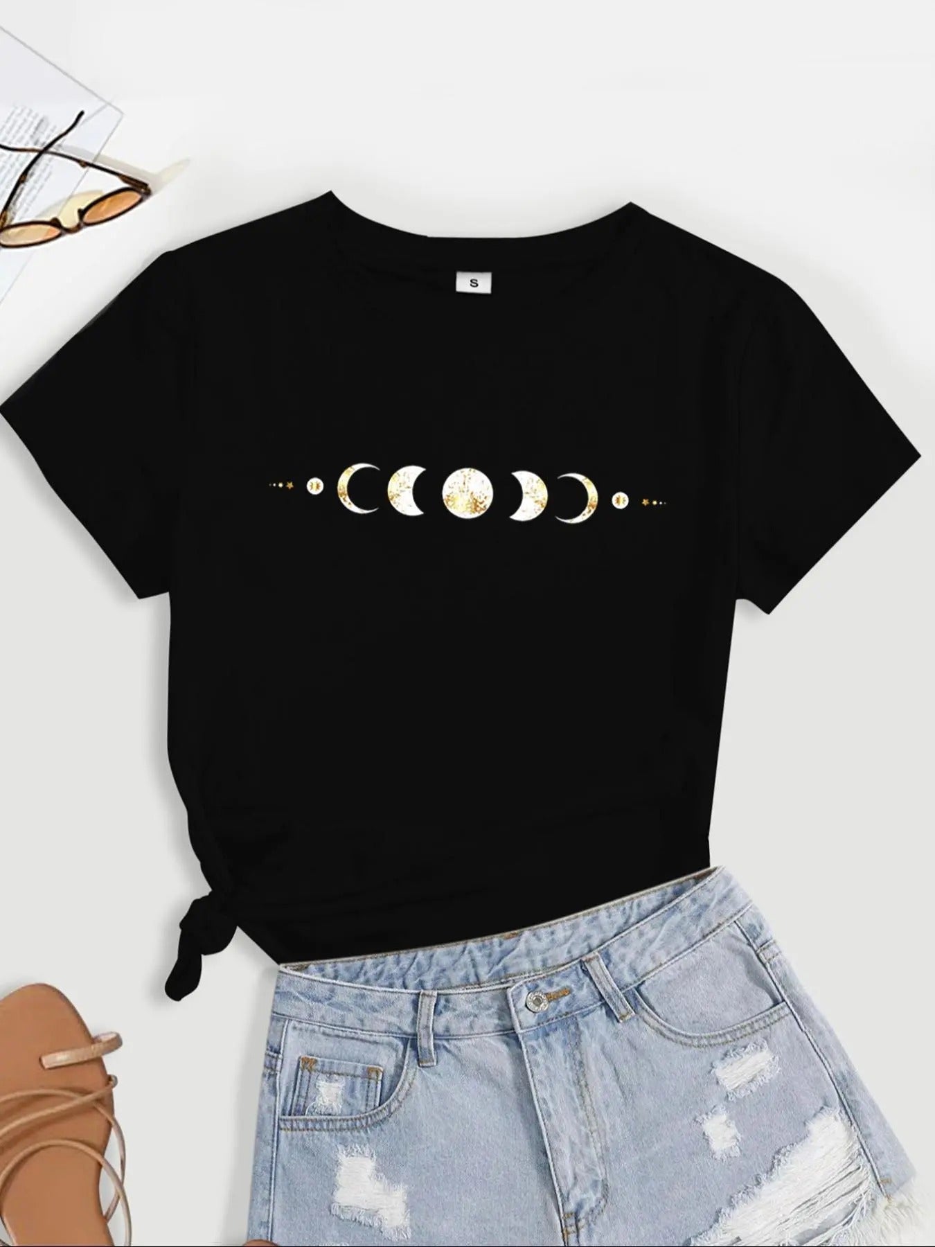 Women's Moon Print Round Neck Graphic Tee, Trendy Casual Short Sleeve T-shirt for Daily Wear, Ladies Summer Outfit...
