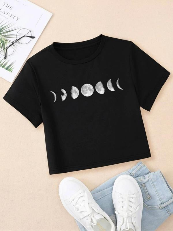 Women's Moon Print Round Neck Tee, Casual Short Sleeve Crew Neck T-Shirt for Summer, Fashion Women's Top for Daily Wear...