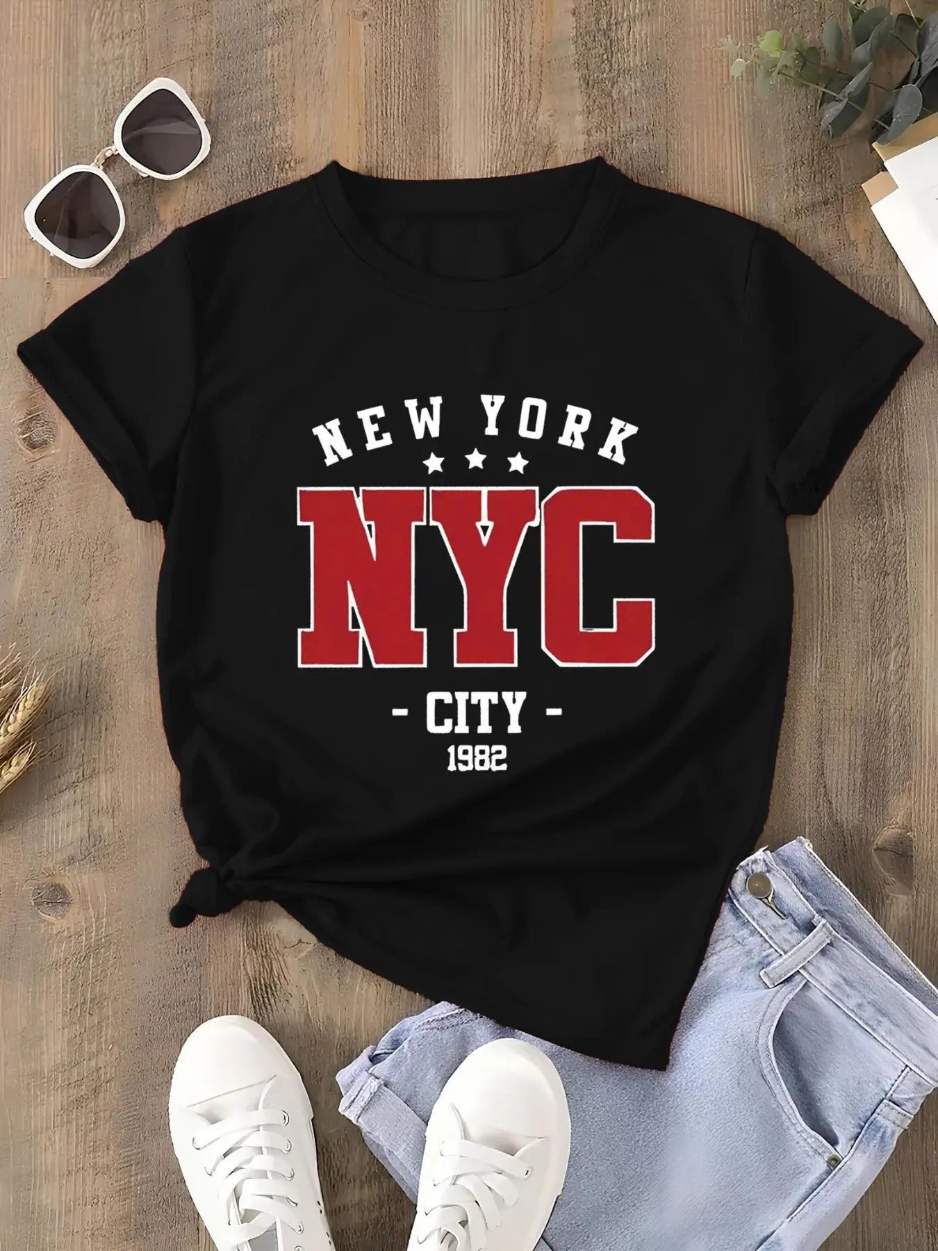 Women's New York City Letter Print Round Neck Graphic Tee, Vintage Trendy Casual Short Sleeve T-shirt for Daily Wear,...