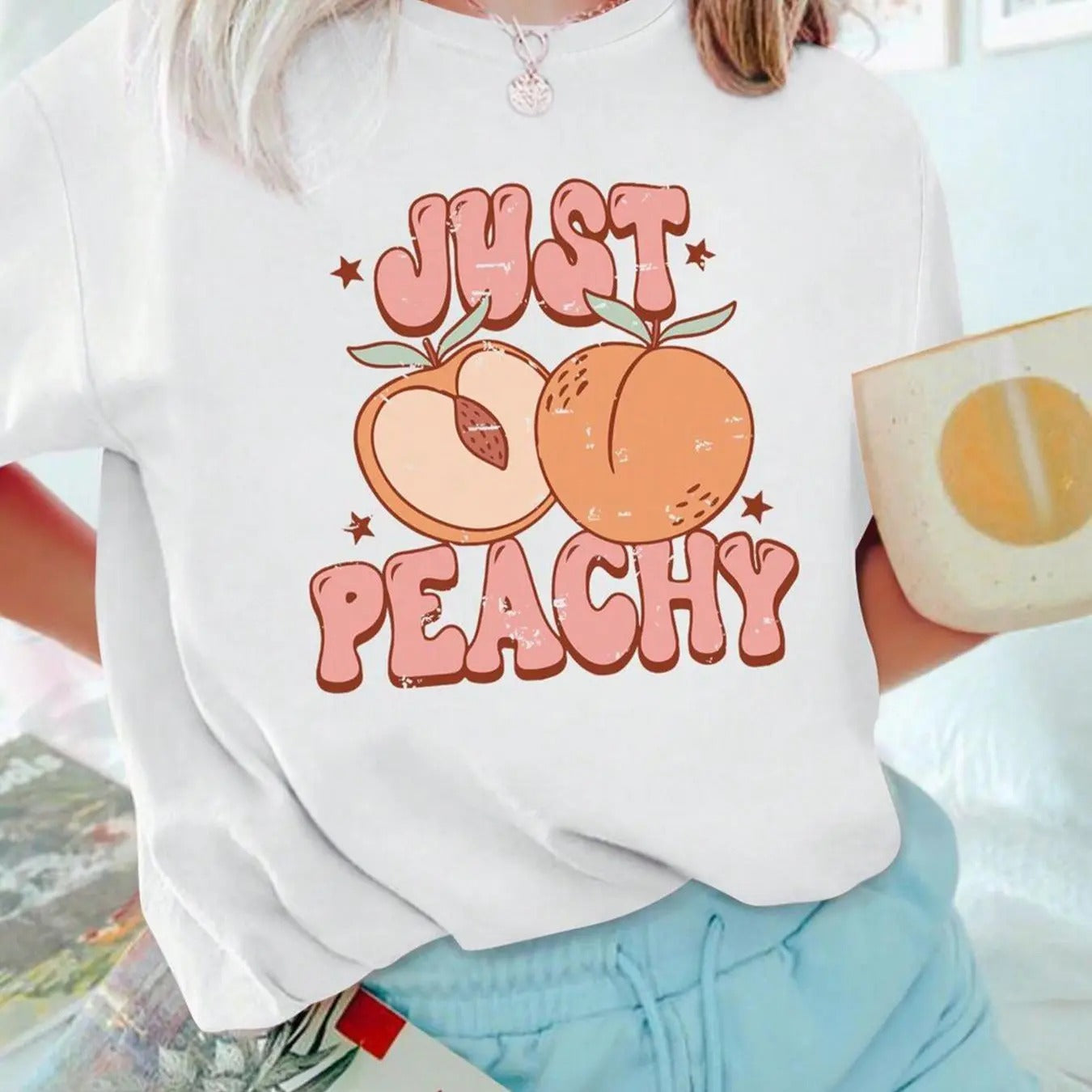 Women's Peach & Letter Print Round Neck Tee, Trendy Casual Short Sleeve T-shirt for Daily Outdoor Wear, Ladies Summer...