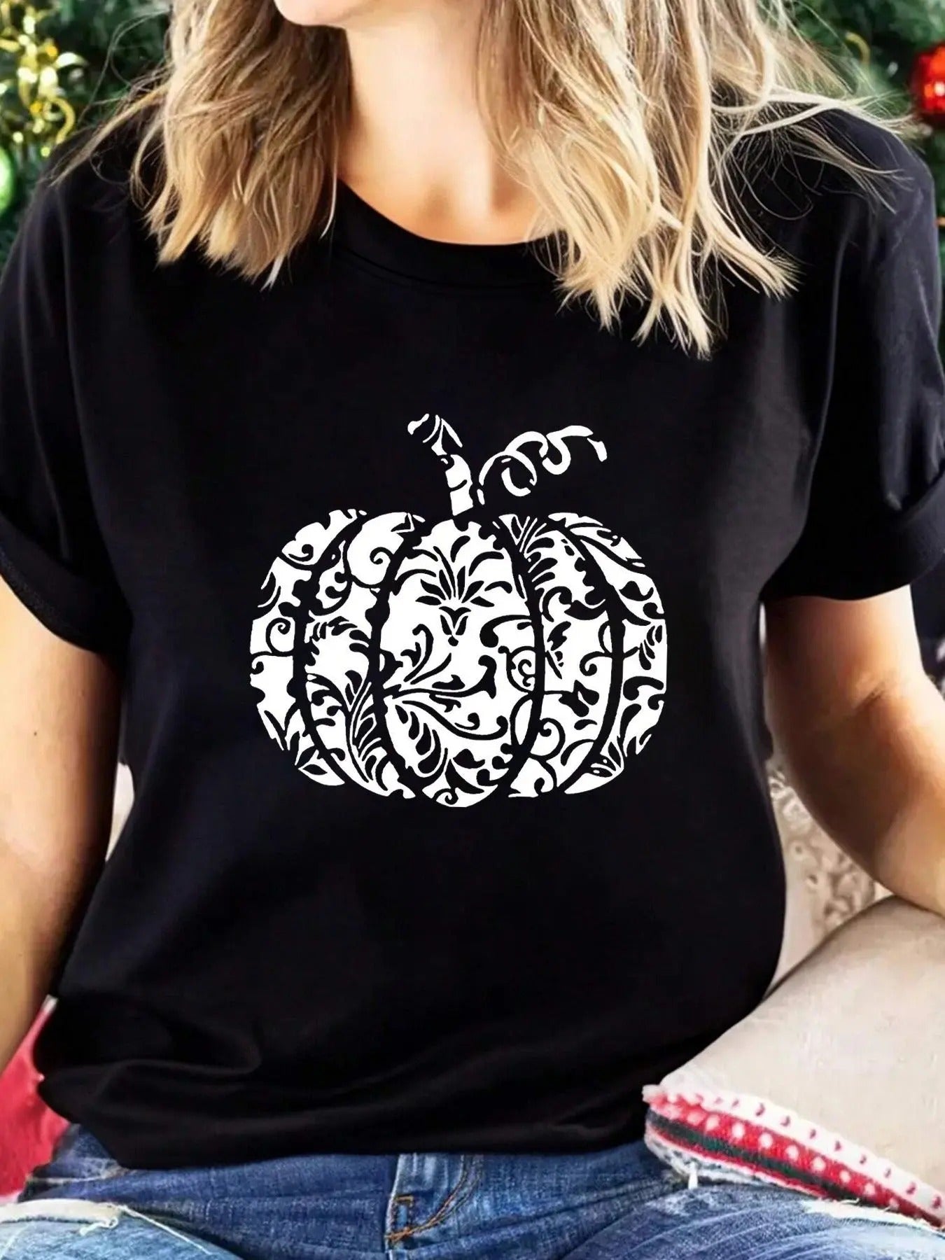 Women's Pumpkin Print Round Neck Tee, Fashion Casual Short Sleeve T-shirt, Ladies Summer Clothes for Daily Wear Hoodie,...