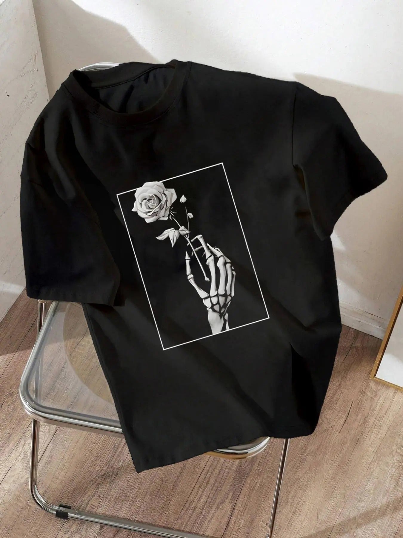 Women's Rose & Skeleton Hand Print Round Neck Tee, Fashion Casual Short Sleeve T-shirt for Daily Wear, Ladies Summer...