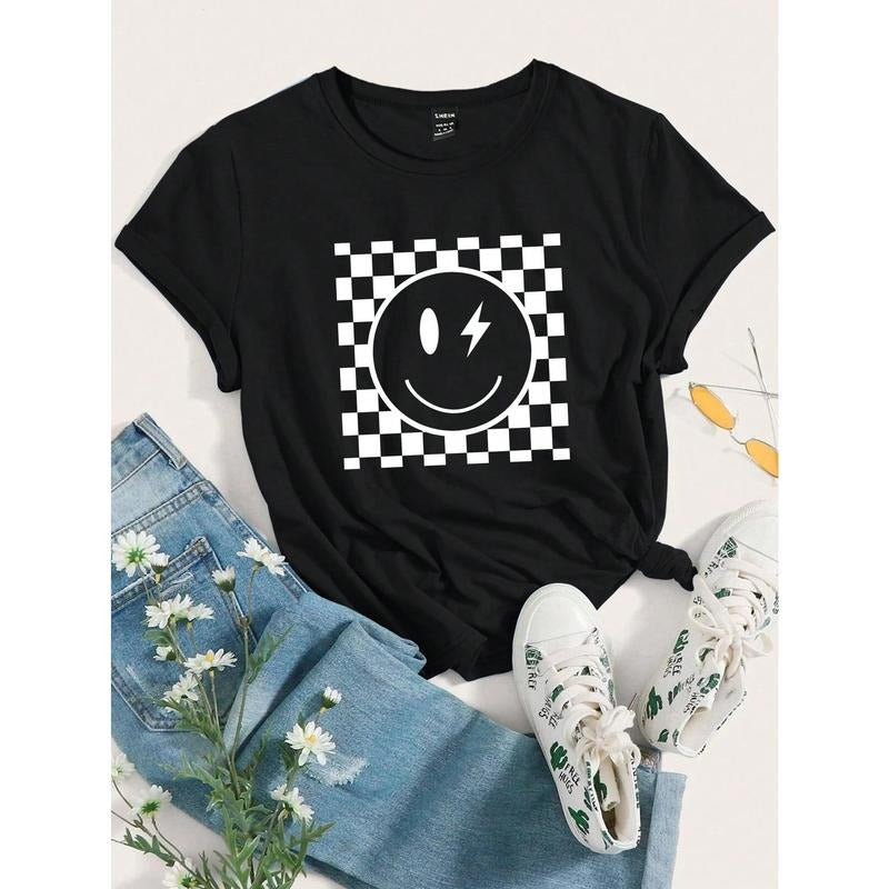 Women's Short Sleeve T-Shirt With Smiling Face And Checkerboard Pattern Graphic Tees Women Tops Hoodie, Sweatshirt