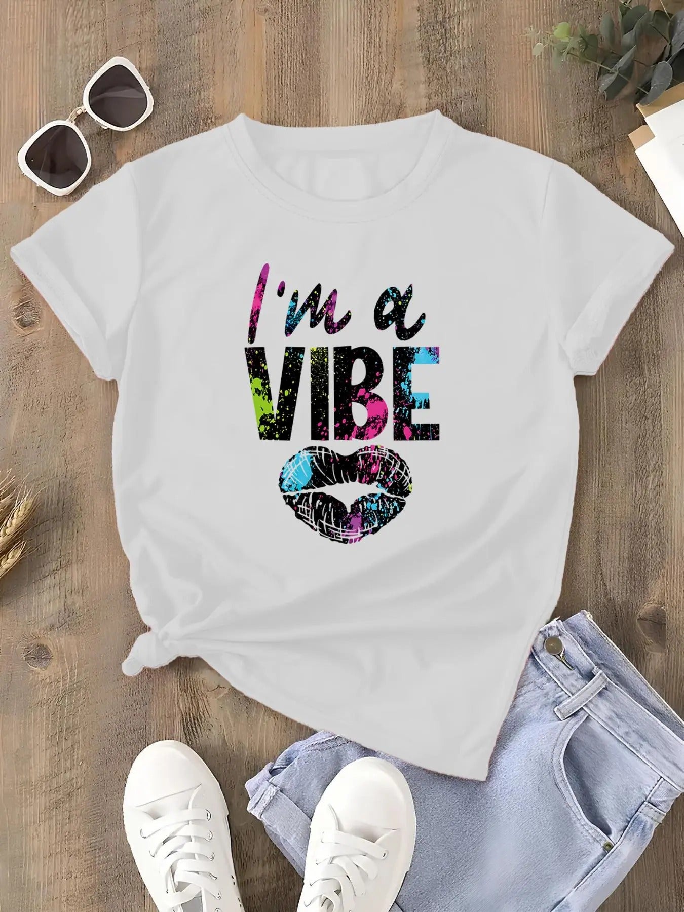 Women's Splash Ink Letter & Lip Print Round Neck Graphic Tee, Vintage Trendy Casual Short Sleeve T-shirt for Daily Wear,...
