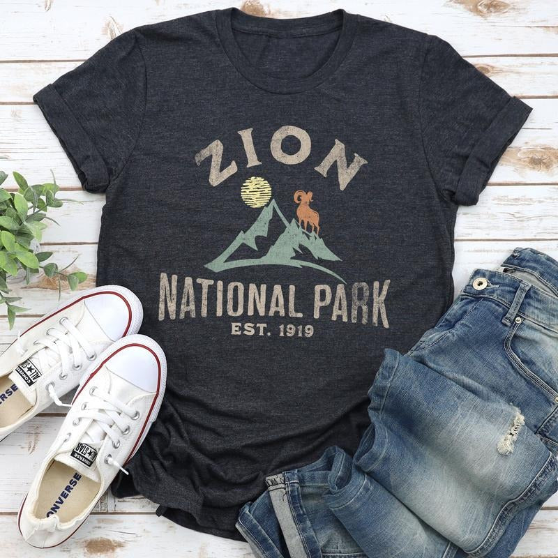 Zion National Park T-Shirt Hoodie, Sweatshirt | HypeCrazeTee.com