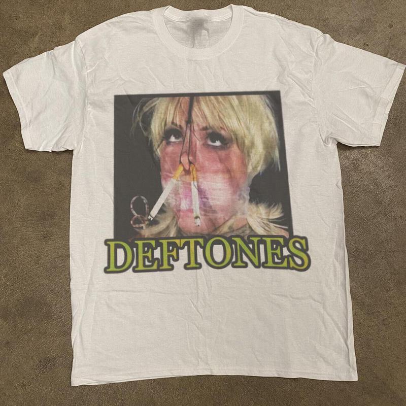 Vintage Deftones Band T-Shirt 80S , Vintage Deftones 80S rock tour shirt, music vintage tour, tour band shirt