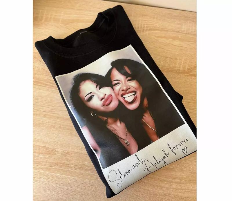 Vintage Selen@ and Aal!yah Shirt, Aal!yah 0ne in a Million Shirt,  Aal!yah Graphic Tee Cotton Unisex T-Shirt