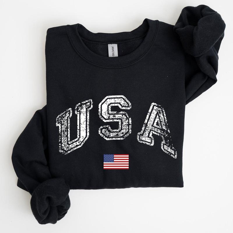 Vintage USA, Retro Flag, America, 4th of July Sweatshirt, Women's Crew Neck, Crewneck Casual Comfort Womenswear ComfortableÃ‚Â Graphic