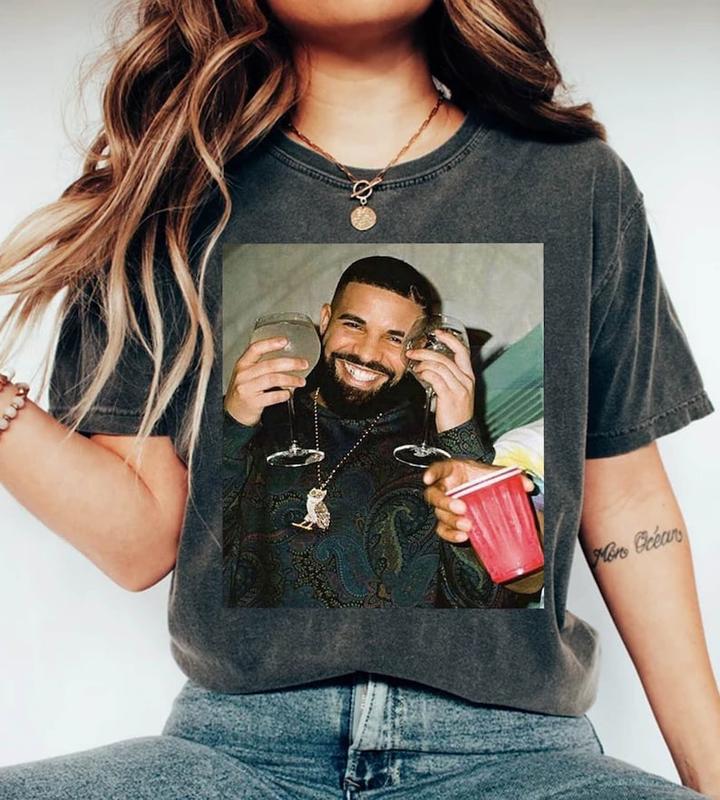 Vintage Drake Shirt,Drake Rapper Shirt,Drake Take Care Shirt,Drake Concert Shirt,Certified Lover Boy Shirt,Its All A Blur Tour 2024 Shirt - Unisex T-S