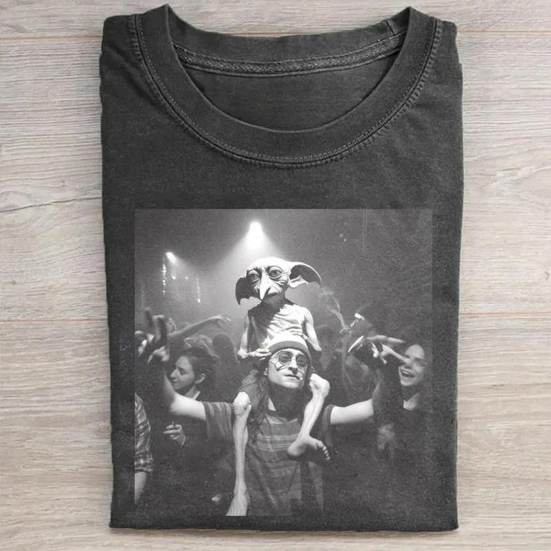 Vintage Magic On The Dance Floor Graphic Tee - Funny Harry Potter and Dobby Vibing Shirt - Harry Potter Movie Tshirt - Harry Potter Wizards - Funny Sh