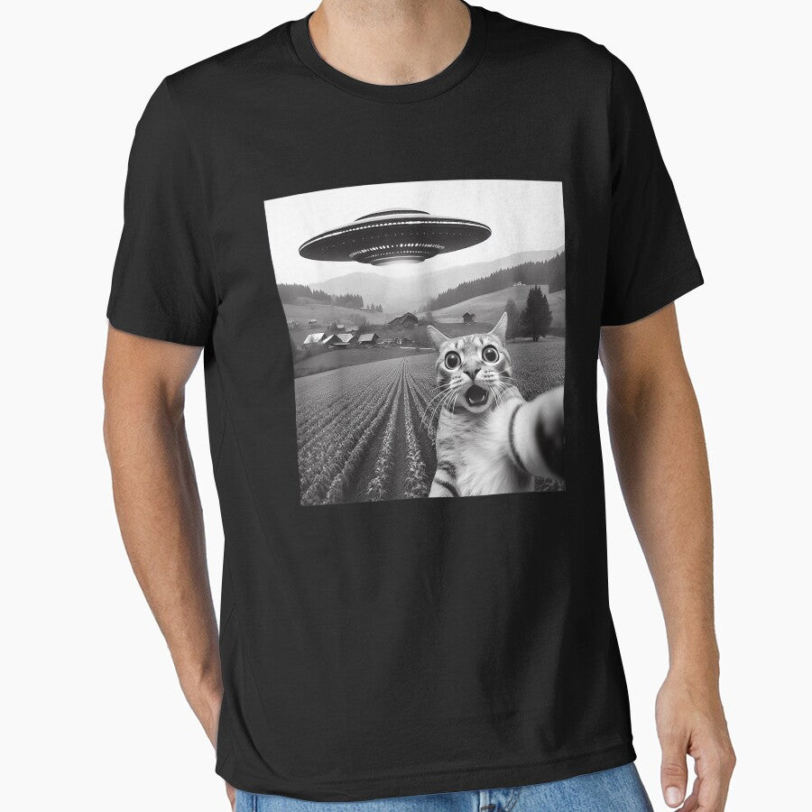 Cat Selfie With Alien UFO Cute Cat Gifts by BASKF