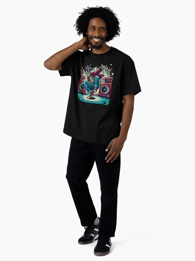 Breakdance Skeleton – Urban Street Art Graphic Oversized T-Shirt