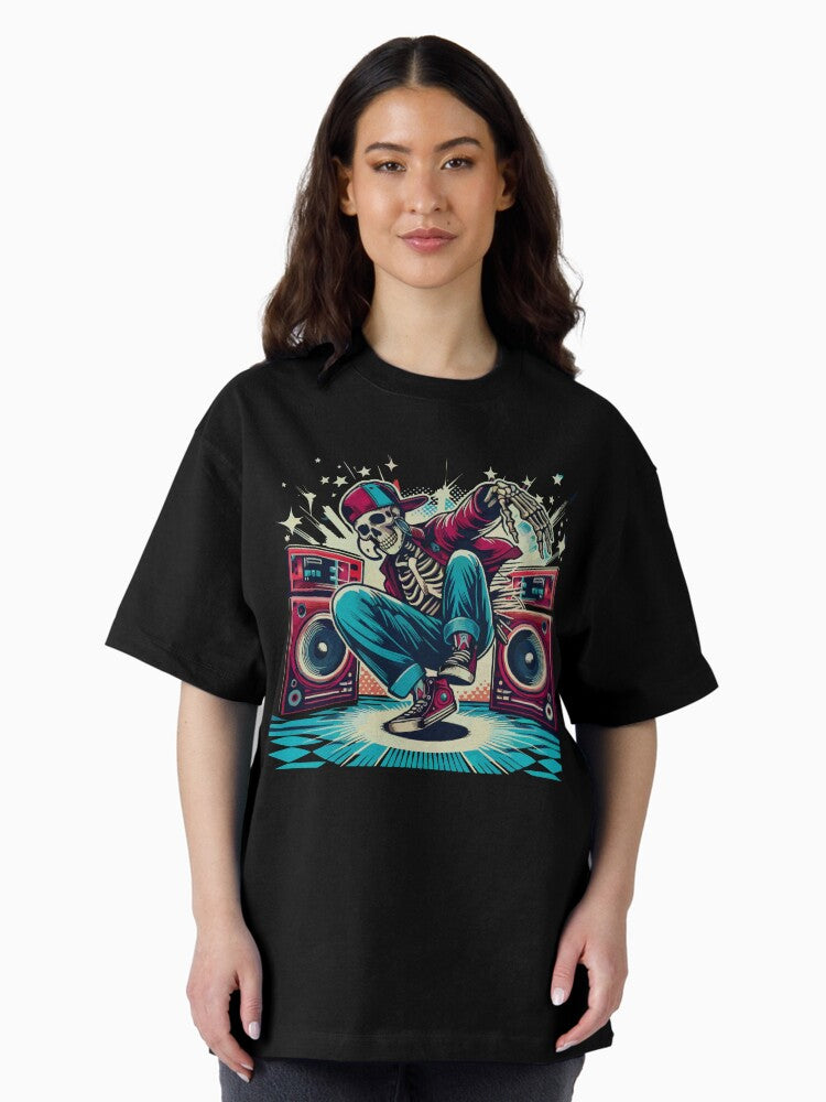 Breakdance Skeleton – Urban Street Art Graphic Oversized T-Shirt